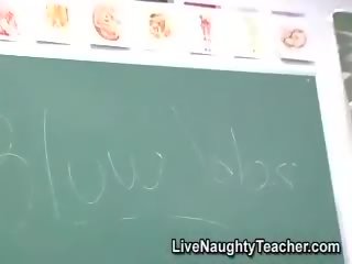 Me ngjyrë mësues masturbim në sexy të brendëshme