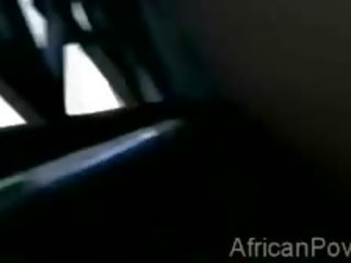 Τουρίστας ταινίες ερασιτεχνικό αφρικάνικο gf τσιμπουκώνοντας του τεράστιος ψωλή